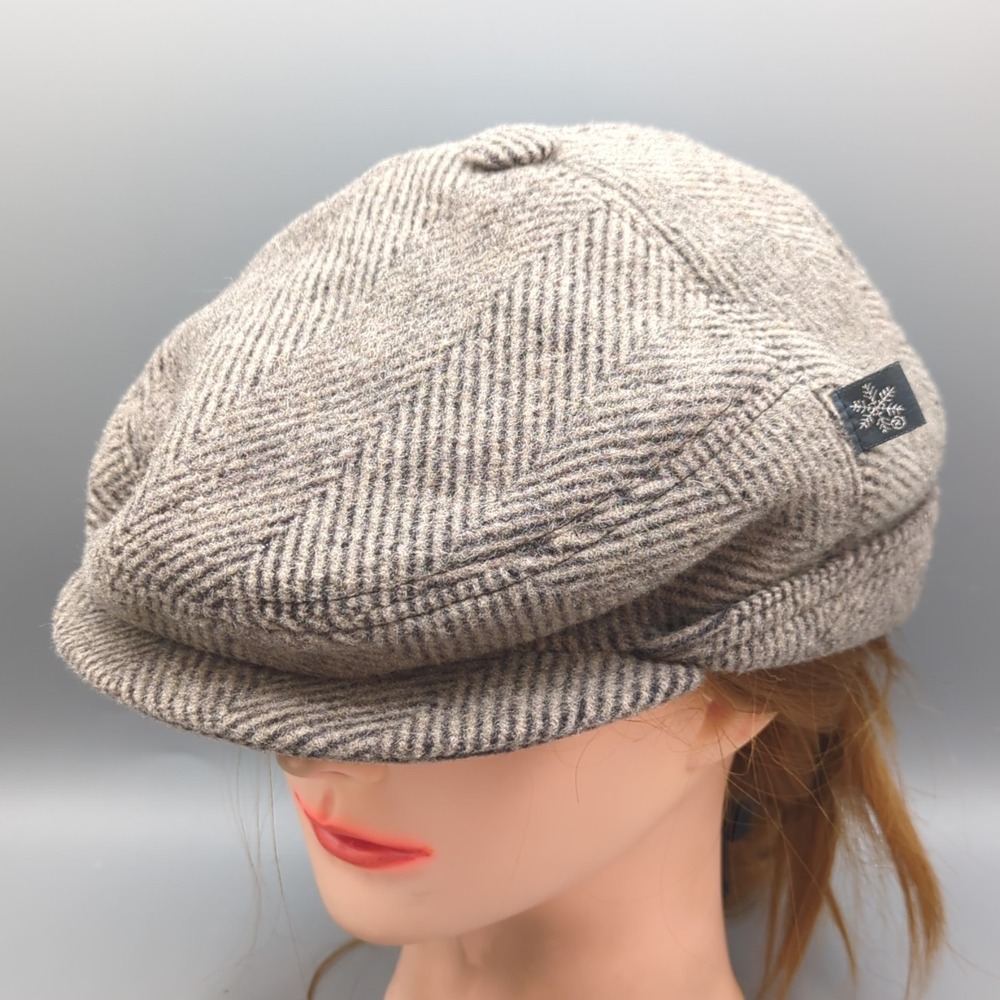 Salon Finland Wool Blend Flat Cap Men's Size 57 Herringbone Tweed Winter Hat